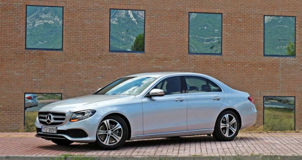 Mercedes-Benz E200 caroto test drive 2016 (5)
