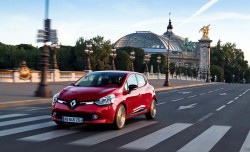 Renault_33432_global_fr