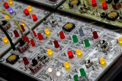 200-NISSAN-IN-A-SUITCASE (2)