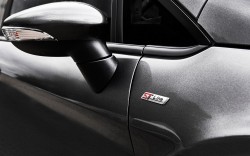 Ford Launches Sporty New ST-Line: Fiesta ST-Line and Focus ST-Li