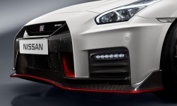 NISSAN-GT-R-NISMO-2017 (3)