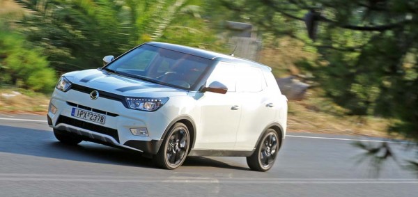 SsangYong Tivoli Diesel caroto test drive 2016 (12)