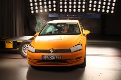 ADAC-LATERAL-CRASH-TEST (4)