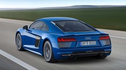 Audi-R8_e-tron-2016-1280-0e