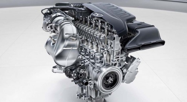 Umfassende Motorenoffensive bei Mercedes-Benz: Stärker, sparsamer und sauberer