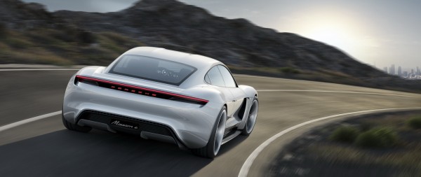 2015-Porsche-Mission-E-Concept-3