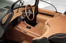 Jaguar XKSS reborn (10)