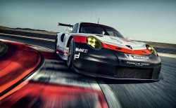 PORSCHE-911-RSR-2017 (8)