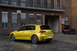 VW Golf 2017 (32)