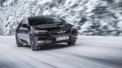 2017-opel-insignia-grand-sport-with-awd (1)