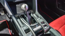 HONDA-CIVIC-TYPE-R-PROTOTYPE-INTERIOR (6)
