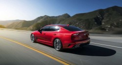 Kia Stinger GT NAIAS 2017 (1)