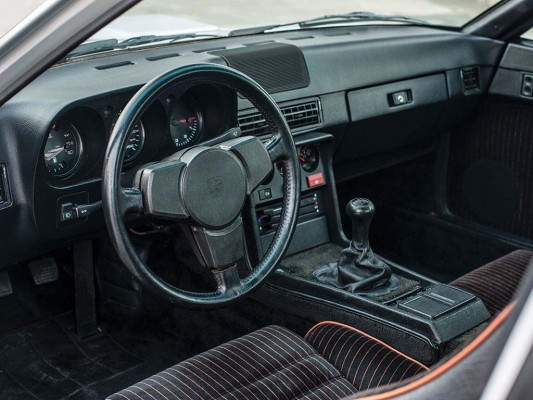 1981 Porsche 924 Carrera GT (2)