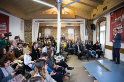 Nissan_N_pressConf_Sample_17