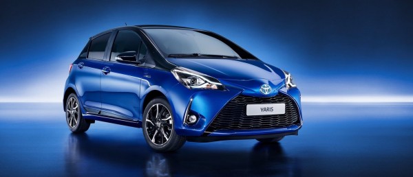 Toyota-Yaris-2017-1600-01