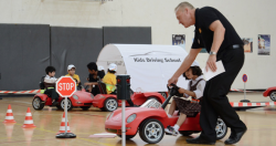 Αν δεν σκύψει κάποιος πάνω από τα μικρά παιδιά για να τους μάθει να κυκλοφορούν σωστά, θα συνεχίσουμε να θρηνούμε θύματα στους δρόμους