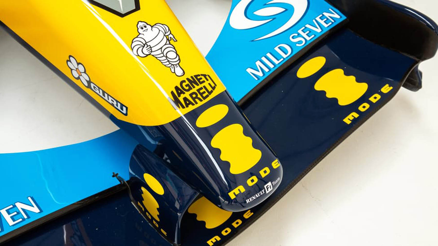 2004 Renault R24 Alonso 9