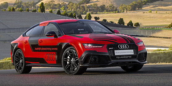 audi-rs7-piloted-driving-robby-1