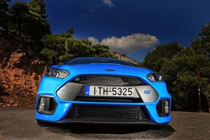 ford-focus-rs-test-drive-caroto-2016-13