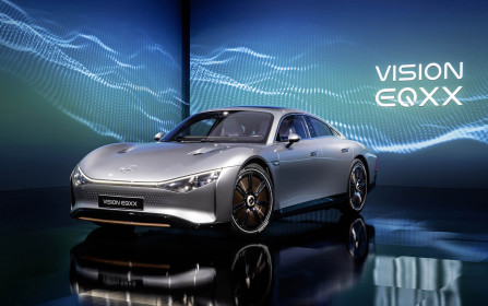 Der VISION EQXX zeigt, wie sich Mercedes-Benz die Zukunft des Elektroautos vorstellt. Das Auto hat eine Reichweite von mehr als 1.000 Kilometern und einen Energieverbrauch von weniger als 10 kWh pro 100 Kilometer. Der VISION EQXX steht für neue Maßstäbe hinsichtlich Energieeffizienz und Reichweite im realen Straßenverkehr sowie für die revolutionäre Entwicklung von Elektroautos. 

The VISION EQXX is how Mercedes-Benz imagines the future of electric cars. The car has a range of more than 1,000 kilometres with an outstanding energy consumption of less than 10 kWh per 100 kilometres. The VISION EQXX stands for major new advances: it sets new standards in terms of energy efficiency and range in real-life traffic, and revolutionises the development of electric cars.