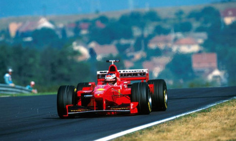 Ferrari F300 Schumacher 1998 duPont images (4)