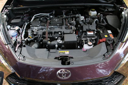 Toyota-C-HR-Hybrid-Electric-1.8-140-PS-caroto-test-drive-2024-34