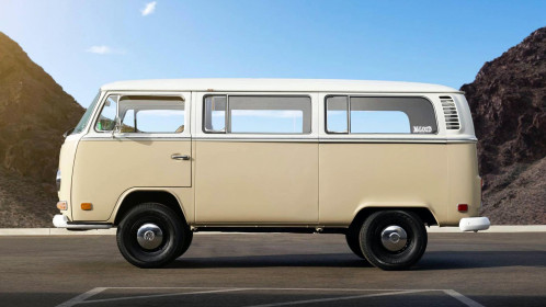 1972-Volkswagen-Type-2-Bus-with-e-Golf-electric-powertrain-1