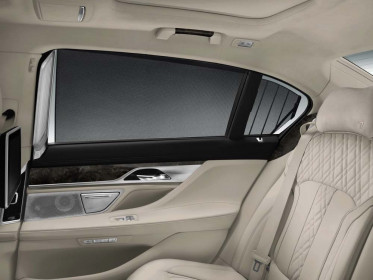 2016-bmw-7-series-official-19