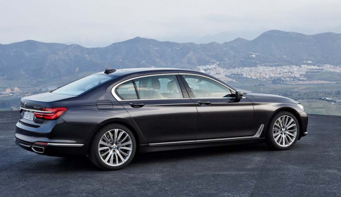 2016-bmw-7-series-official-3
