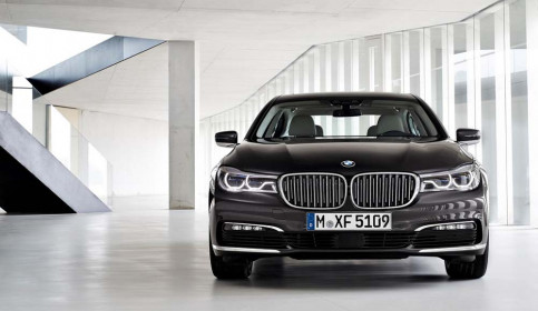 2016-bmw-7-series-official-4