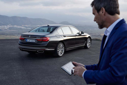 2016-bmw-7-series-official-5