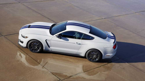 2016-ford-shelby-gt350-mustang-1