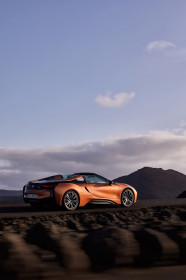 2019-BMW-i8-Roadster-Coupe (3)