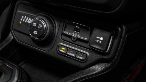 2019-jeep-renegade-plug-in-hybrid (10)
