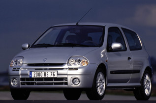 2020-30-years-of-Renault-CLIO-Renault-CLIO-2-1998-2005