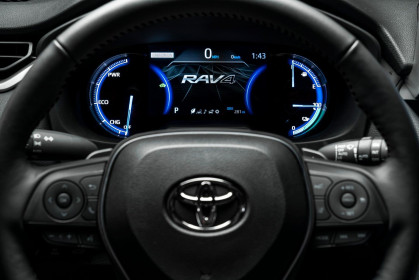 Toyota-RAV4-Plug-in-Hybrid-PHEV-2021-15