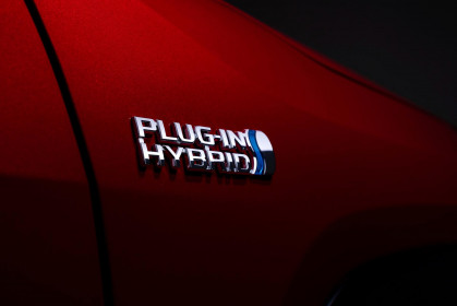 Toyota-RAV4-Plug-in-Hybrid-PHEV-2021-9