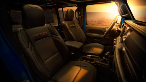 2021-jeep-wrangler-rubicon-392-interior-seats