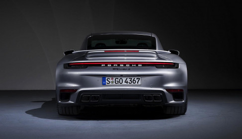 2021-Porsche-911-Turbo-S-11-992