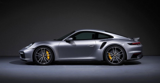 2021-Porsche-911-Turbo-S-4-992