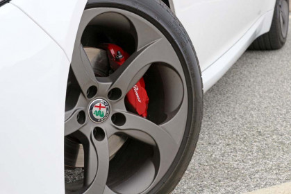 Alfa Romeo Giulia Auto caroto test drive (27)