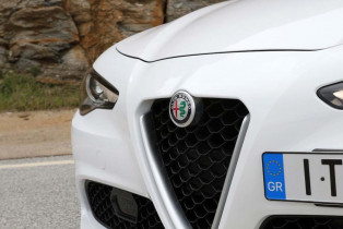 Alfa Romeo Giulia Auto caroto test drive (28)