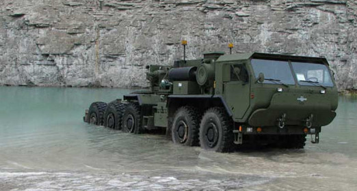 oshkosh-military-trucks-3