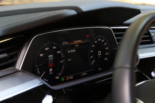 Audi-E-Tron-55-caroto-test-drive-2019-27