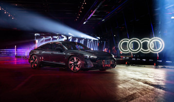 Audi-e-tron-GT-RS-18