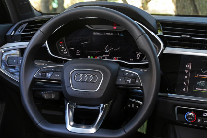 Audi-Q3-Sportback-caroto-test-drive-2020-28