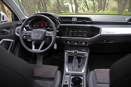 Audi-Q3-vs-Volvo-XC40-caroto-test-drive-2019-24