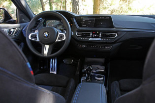 BMW-M135i-vs-Renault-Megane-RS-caroto-test-drive-2020-44