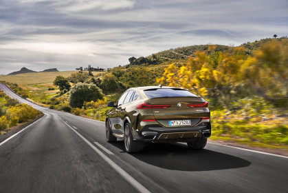 BMW-X6-2020-Official-8