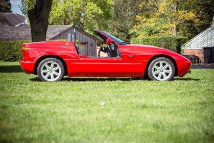 virtually-unused-1990-bmw-z1-to-be-auctioned-7